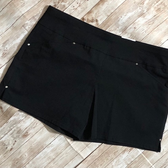 INC International Concepts Pants - INC International Concept Black Pull-On Shorts 14